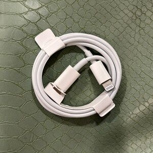 Apple Type C-Lightening Cable